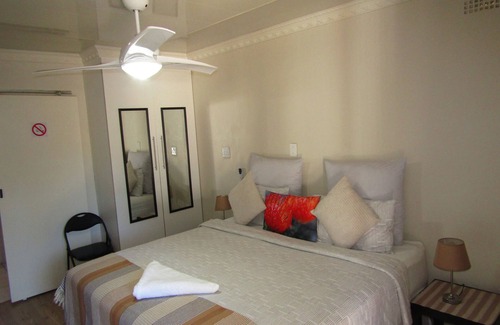 Amalinda Cama Y Desayuno | Yolonwabo bed and breakfast