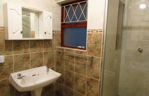 Amalinda Cama Y Desayuno | Yolonwabo bed and breakfast