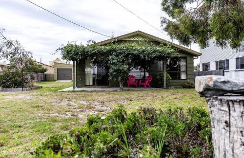 Stieglitz Casa | Yonder by the Bay