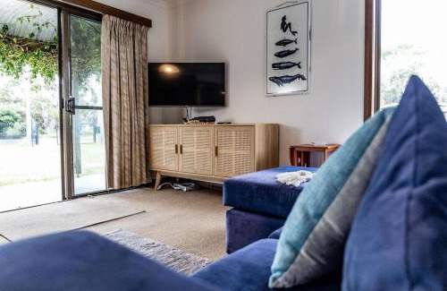 Stieglitz Casa | Yonder by the Bay