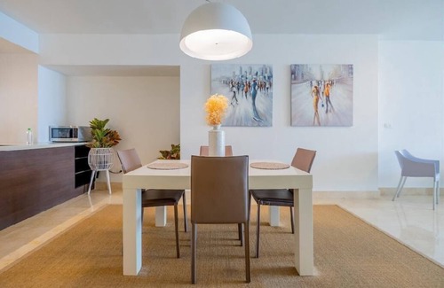 Marbella Apartamento | Yoo Suite Chic 1-bedroom Panama City