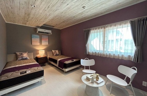 Nagura Casa | You can enjoy a luxurious space with a view of the sea of Ishigaki Island.