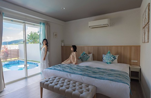 Nagura Casa | You can enjoy a luxurious space with a view of the sea of Ishigaki Island.