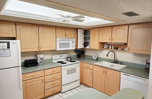 South Island Condominio | You will fall in love with Island Winds vacation rental, condo 923, and the.