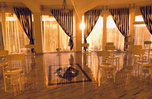 Racari Cama Y Desayuno | YOUness WELLness Clinic & Retreats