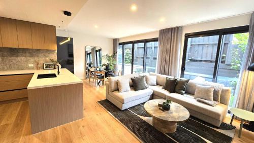 Hampton Apartamento | Your 2 Bed Hampton Haven with parking