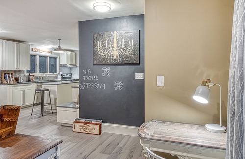 North Stamford Casa | Your 5 Star Luxury CountryHome Getaway/w Brand New 7 Seater Hot Tub!
