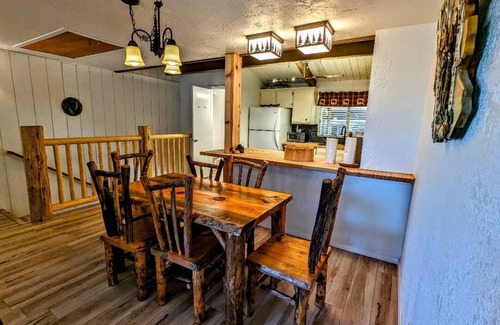 Big Bear Lake Casa | Your All-Season Chalet Basecamp – A/C + Unmatched Location!