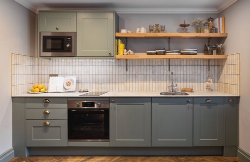 Bristol Apartamento | Your Apartment | Cotham Arms - Studio (SK)