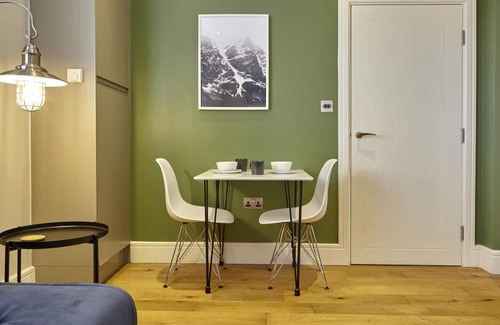 Saint Paul's Villa | Your Apartment Kenham Place