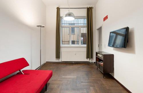 Mitte Apartamento | Your Central Urban Retreat