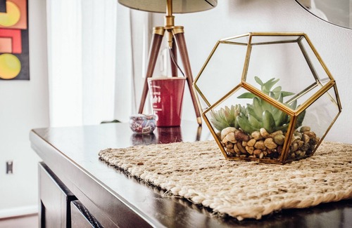Dover Casa | Your Chic Hotspot Away from Home - Latinos Bienvenidos