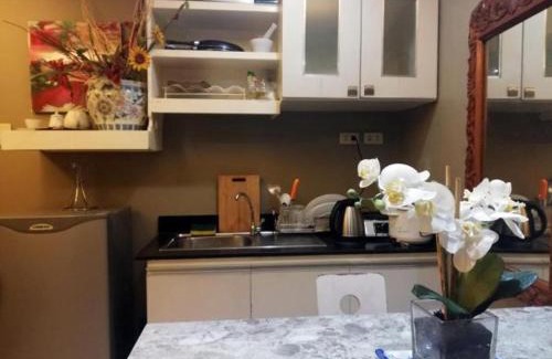 Moonwalk Hotel | Your City Home Apartment