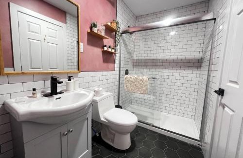 Downtown Apartamento | Your Cozy Harbor at Ports on Portland, Apt #1