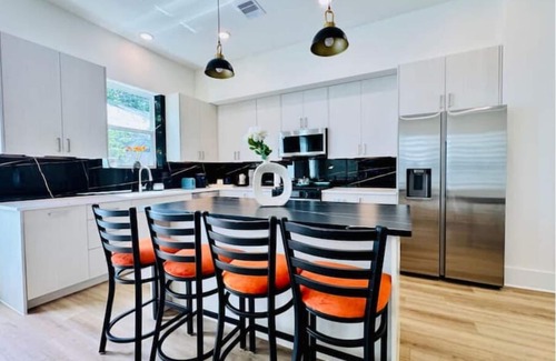 North Houston Casa | Your cozy spacious home awaits