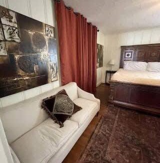 Downtown Apartamento | Your Crew's Home Away From Home