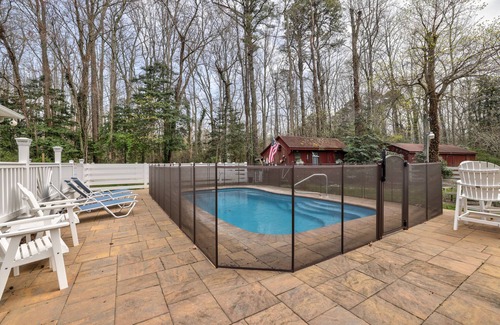 Lower Township Casa | Your Dream 4 Bedroom Vacation Villa w Pool