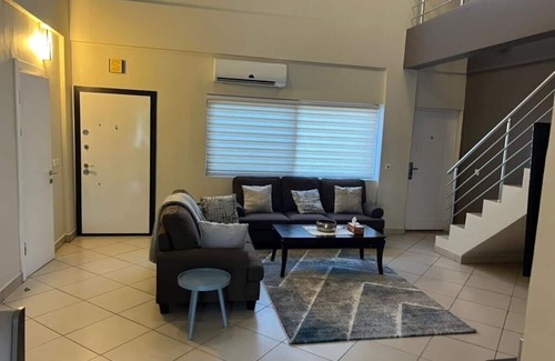 North Ridge Apartamento | 🌴 Your Dream Getaway in the heart of Accra! Stay in this 3 Bedroom Property! 🏡