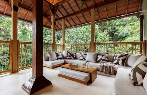 Petulu Villa | Your Exclusive Escape into Nature with Stunning Art Luxury and Riverfront Views