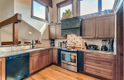 Frisco Casa | Your family mountain retreat, quiet side of Frisco