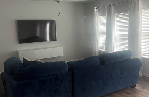 Austell Casa | Your gateway to excitement! It’s time for an adventure.