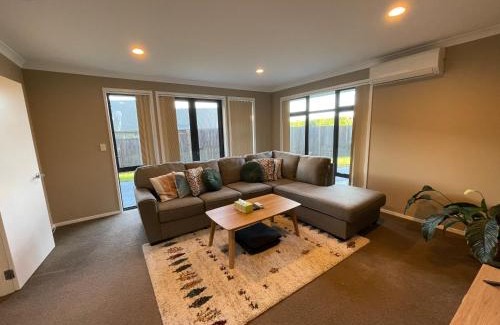 Pukehangi Casa | Your Happy place-Quiet area & Spa pool