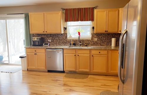Auburn Hills Casa | Your home away from home!