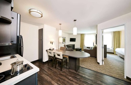 Brentwood Casa | Your Home Away from Home! 4 Spacious Units, Full Kitchen, Pets Allowed!