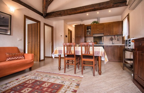 Castello Apartamento | Your home in Venice, 2 bedrooms, 2 bathrooms, WIFI, AC