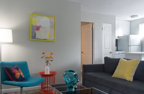 Neartown Casa | Your Keys to Montrose! Sleeps 48/12BR/12BA/9PA