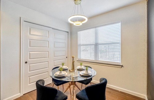 MacGregor Apartamento | Your Luxury 2 Bed Escape*Medical Ctr*Mid/Downtown