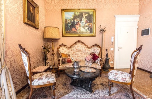San Marco Apartamento | Tu apartamento de lujo en Venecia, a 50 pasos de la plaza San Marco