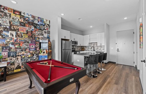 South Nashville Apartamento | Your Nashville Escape: Arcade& Pool Table Awaits!