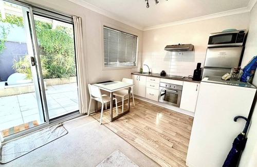 East Perth Casa | Your Oasis in the Heart of East Perth