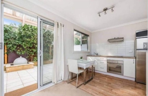 East Perth Casa | Your Oasis in the Heart of East Perth