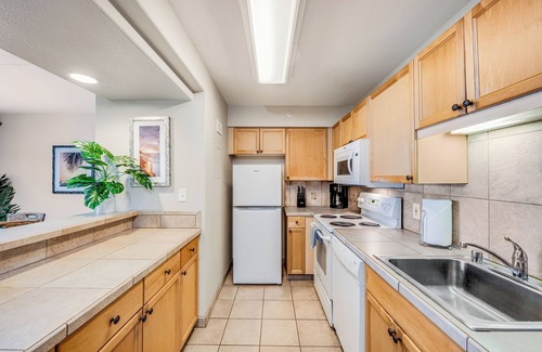 Kahana Condominio | Your Oceanfront Maui Escape! Valley Isle Resort