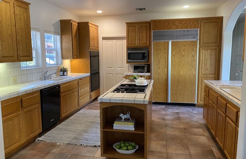 Ojai Casa | Your own Ojai farm!