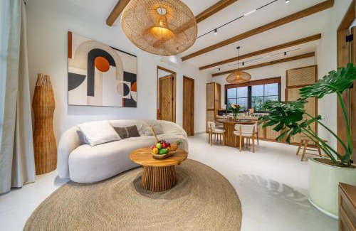 Petulu Villa | Your Parma Escape - Brand New DH Villa with Private Pool