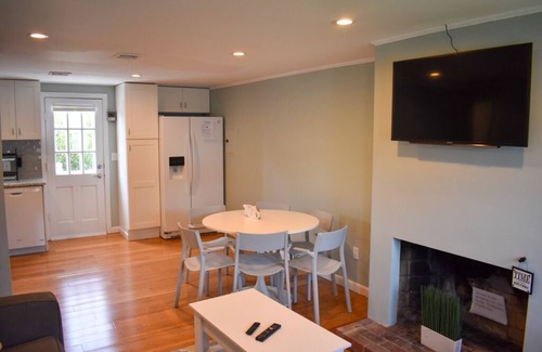 West Yarmouth Condominio | Your Perfect Beach Getaway Just a Block / 0.1 Mile Away!