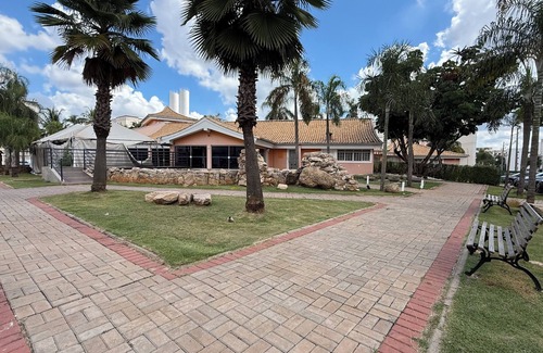 Sorocaba Apartamento | Your perfect home away from home. Near Iguatemi Shopping Mall