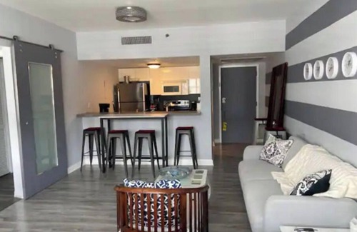 South Beach Apartamento | Your private sweet suite on Ocean Drive!