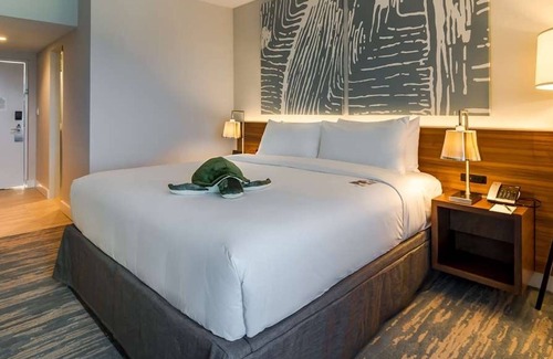 Central Beach Complejo | Your Relaxing Getaway Awaits! 2 Pleasant Units, Onsite Infinity Pool!