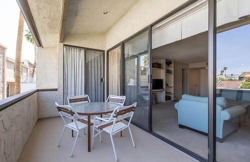 Canyon Corridor Casa | Your Relaxing Getaway Awaits! Fully-Equipped Kitchen Ideal for Outdoor Explorers
