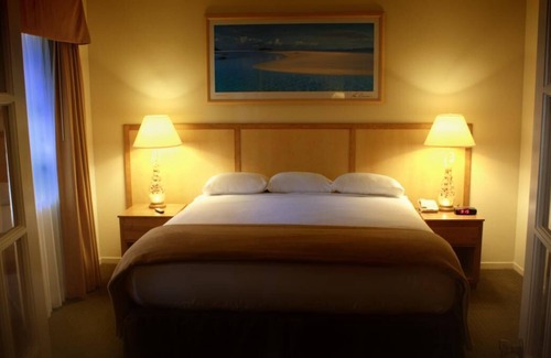 Avila Beach Complejo | Your Relaxing Getaway Awaits! 3 Comfortable Units, Full Kitchen, Pool