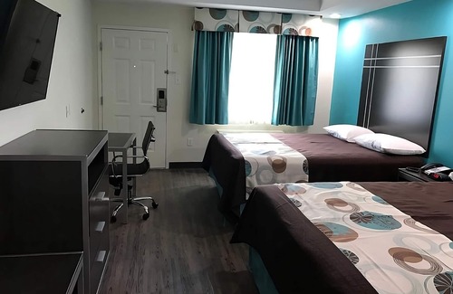 Spring Hotel | Your Relaxing Getaway Awaits! 4 Comfortable Units, w/ Kitchen, Free Parking
