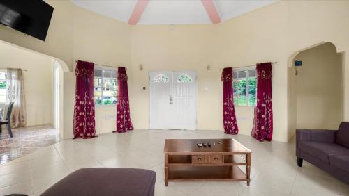 Morne Rouge Apartamento | Your roomy comfortable place K4