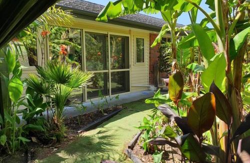 Whanganui Apartamento | Your stay starts with dinner in our home