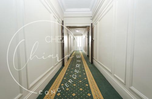 Faubourg-du-Roule Apartamento | Your suite Champs Elysées calm and stylish