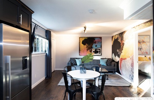 South Central Houston Apartamento | Your TMC Flats! Sleeps 24, 12BR, 6BA, 6PA
