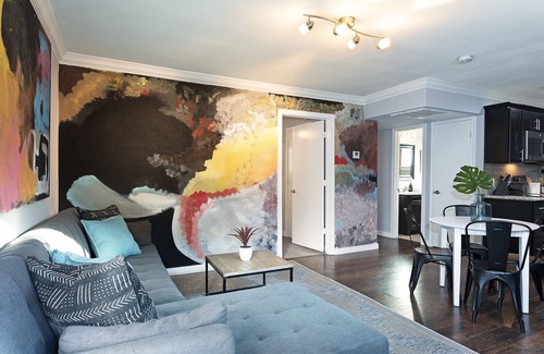 South Central Houston Apartamento | Your TMC Flats! Sleeps 24, 12BR, 6BA, 6PA